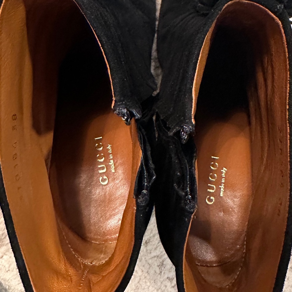 GUCCI Suede Fringe Trim Ankle Boots Size: 8 | IT 38 - Picture 5 of 8